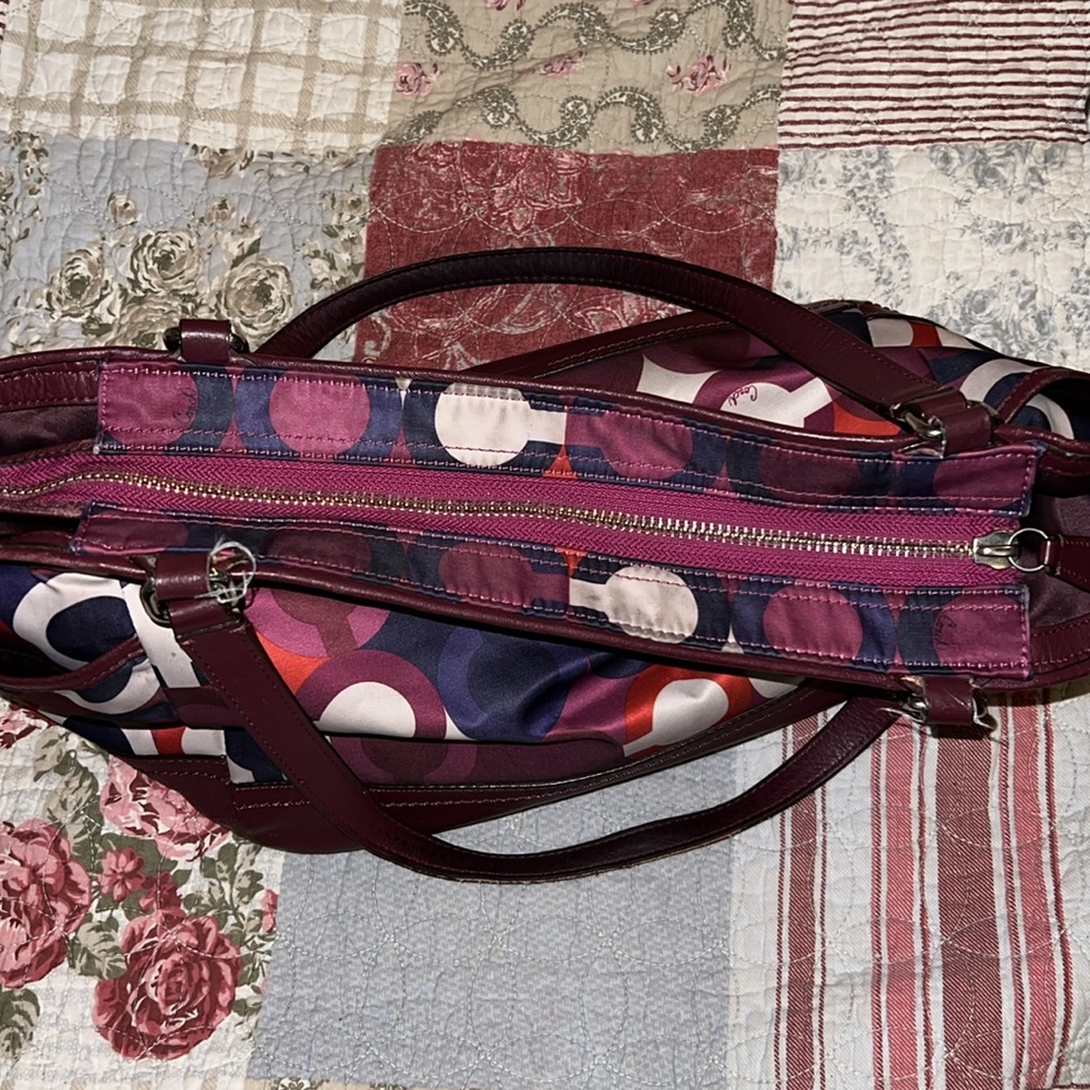 Coach purse F26843 signature tote - Picture 8 of 11